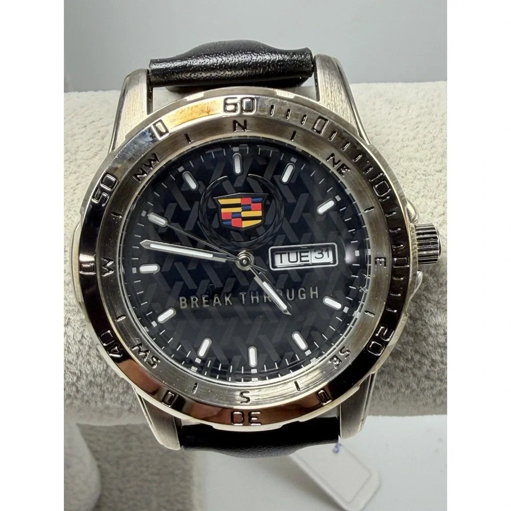 Cadillac Break Through Mens Watch NWT New Battery 40MM 8
